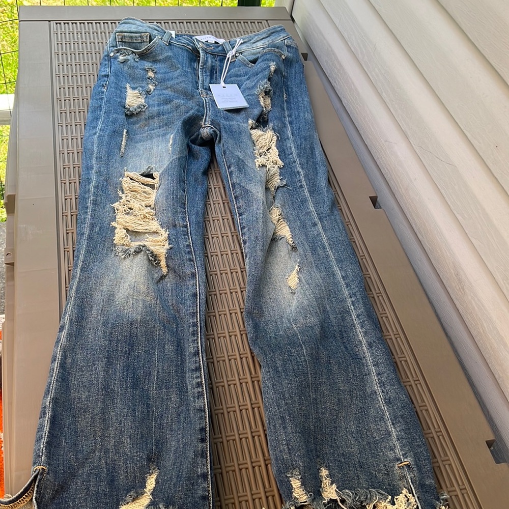NWT Risen distressed Ankle Flare